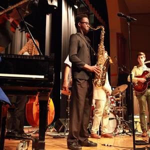 Meet your Posher, Robert